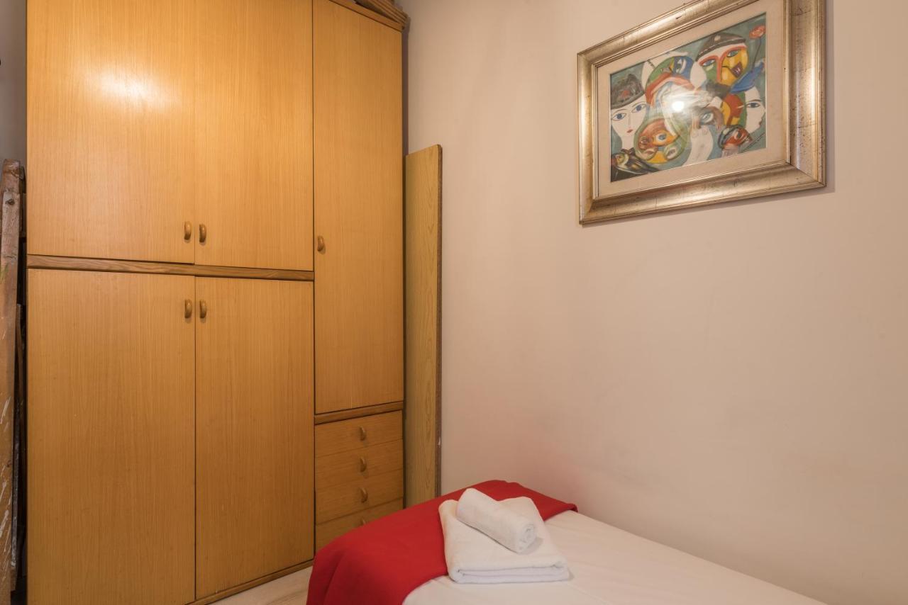 Charming Mazzini Apartment Рим Екстериор снимка